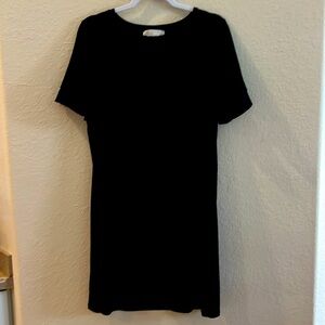 Women’s black Michael Kors pull over dress size M
